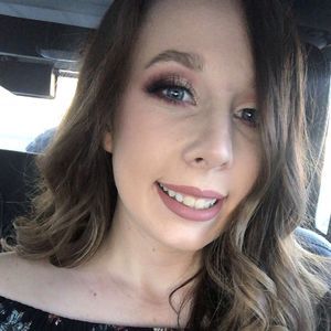 Meet your Posher, Marissa